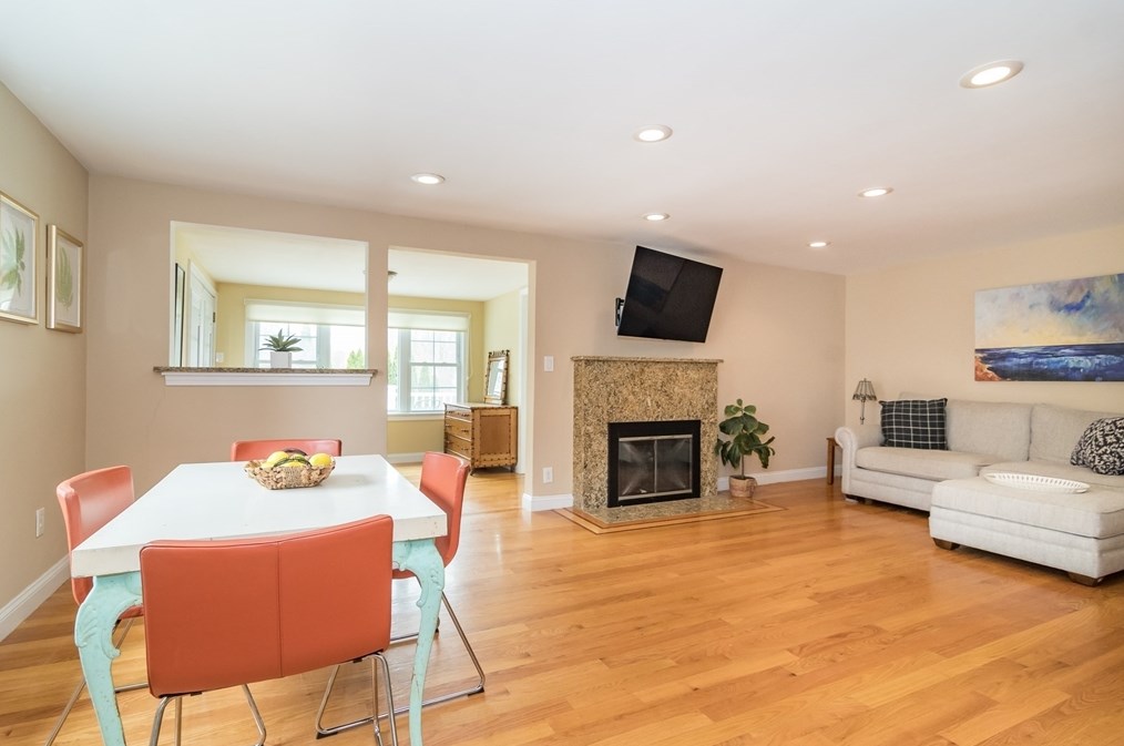 40 Beacon St, Natick MA  01760-2822 exterior