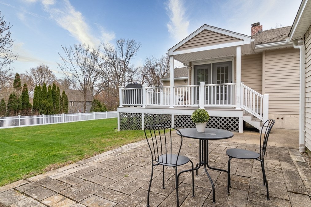 40 Beacon St, Natick MA  01760-2822 exterior