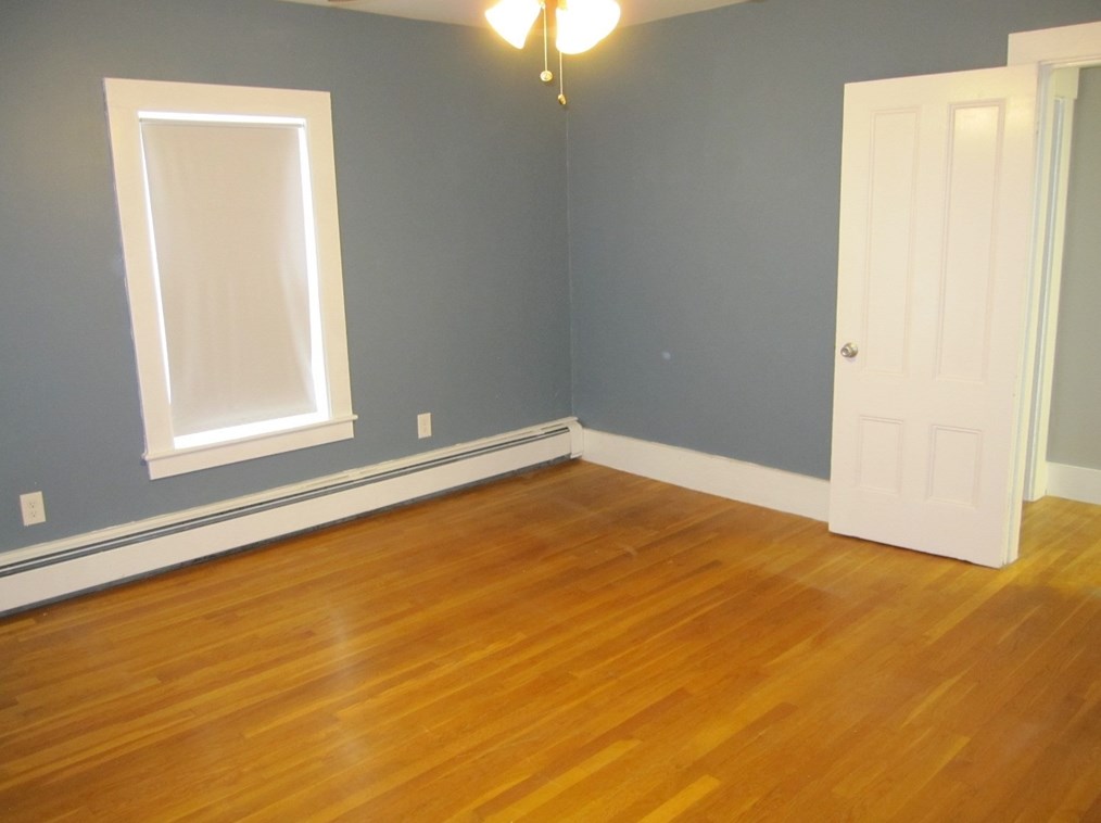 133 Meadow St, Framingham MA 01701-3542 exterior