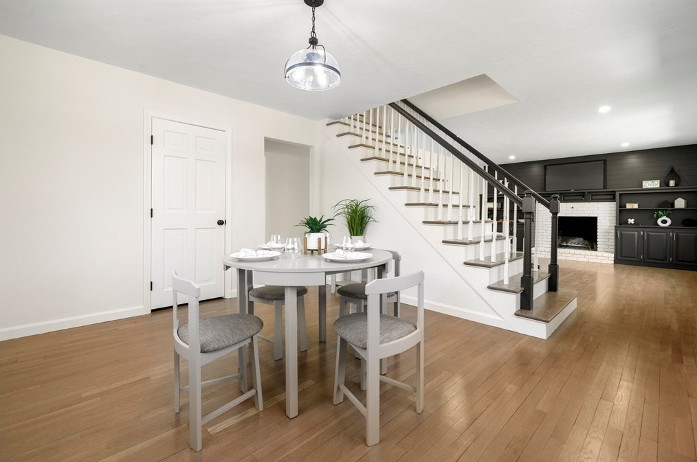 2700 Anderson Dr, Dighton MA  02715-1400 exterior