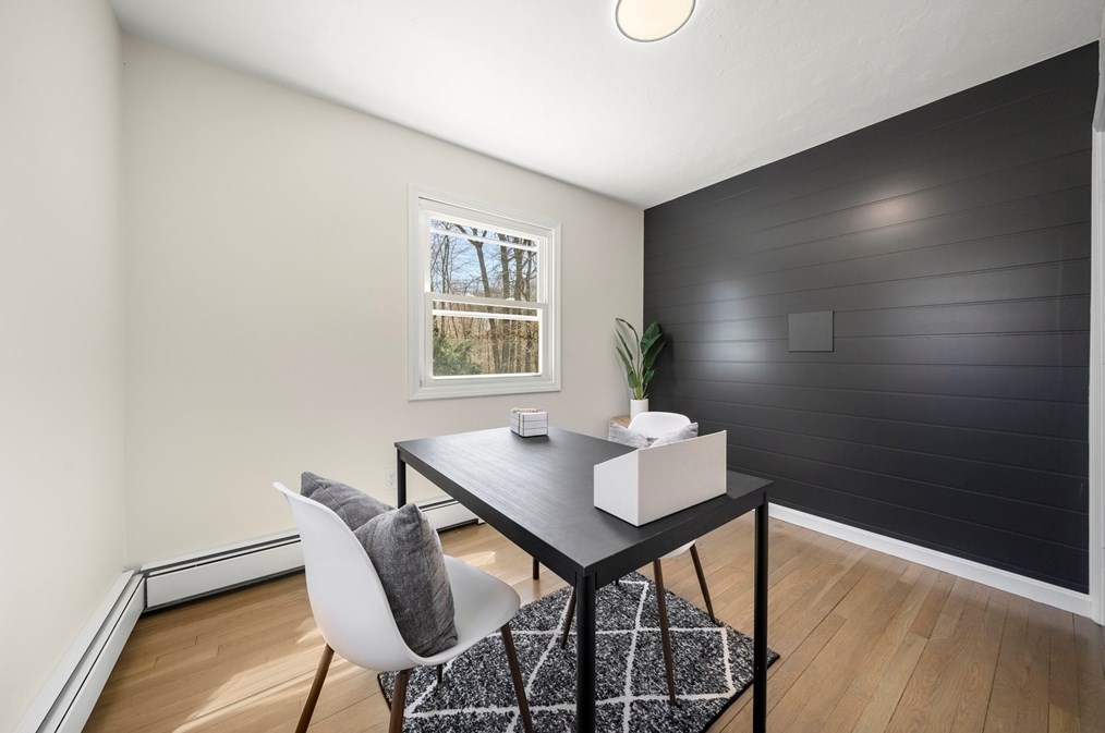 2700 Anderson Dr, Dighton MA  02715-1400 exterior