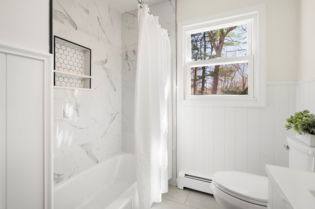 2700 Anderson Dr, Dighton MA  02715-1400 exterior