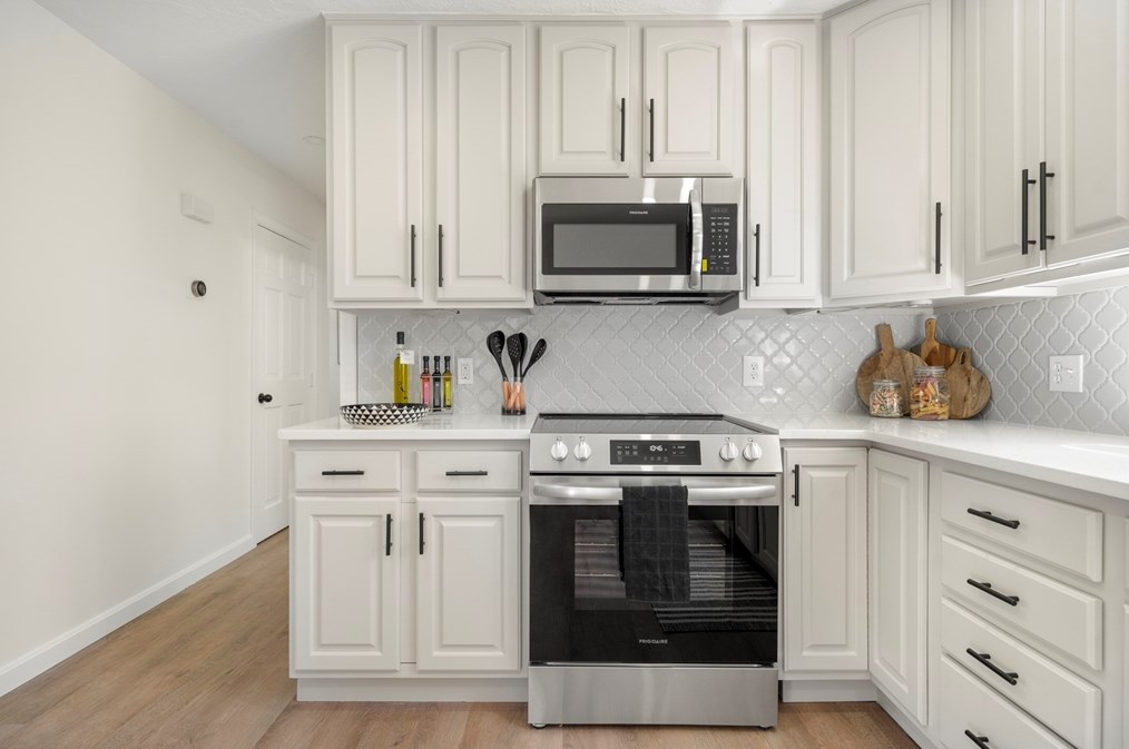 2700 Anderson Dr, Dighton MA  02715-1400 exterior