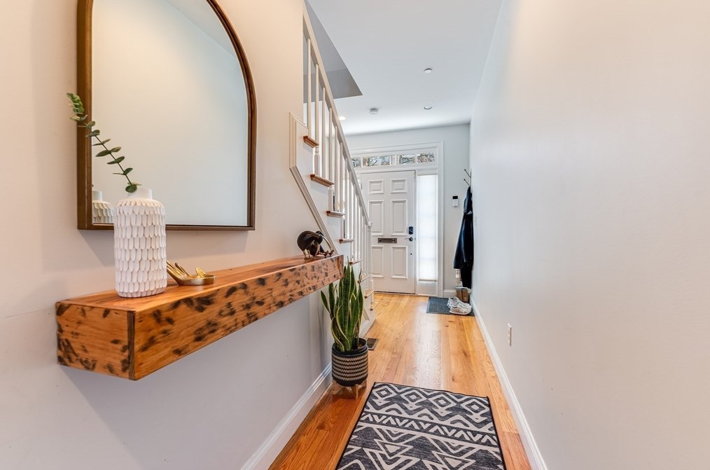 46 Rutherford Ave, Roxbury-Xing, MA 02129 exterior