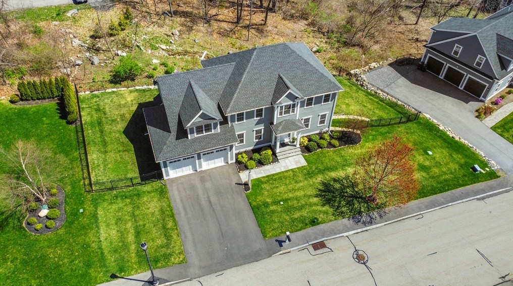 41 Boivin Dr, Marlborough, MA 01752 exterior