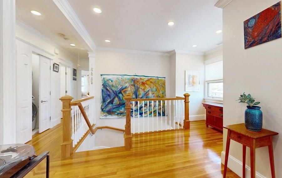 95 Waltham St #95, Newton, MA 02465