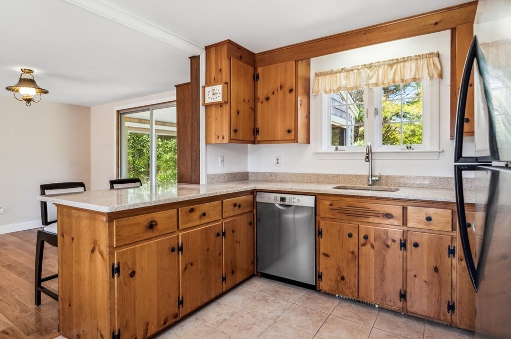 110 George Ryder Rd, Chatham MA 02633-1647 exterior