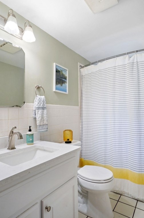 226 Forest St, Pembroke MA  02359-3334 exterior