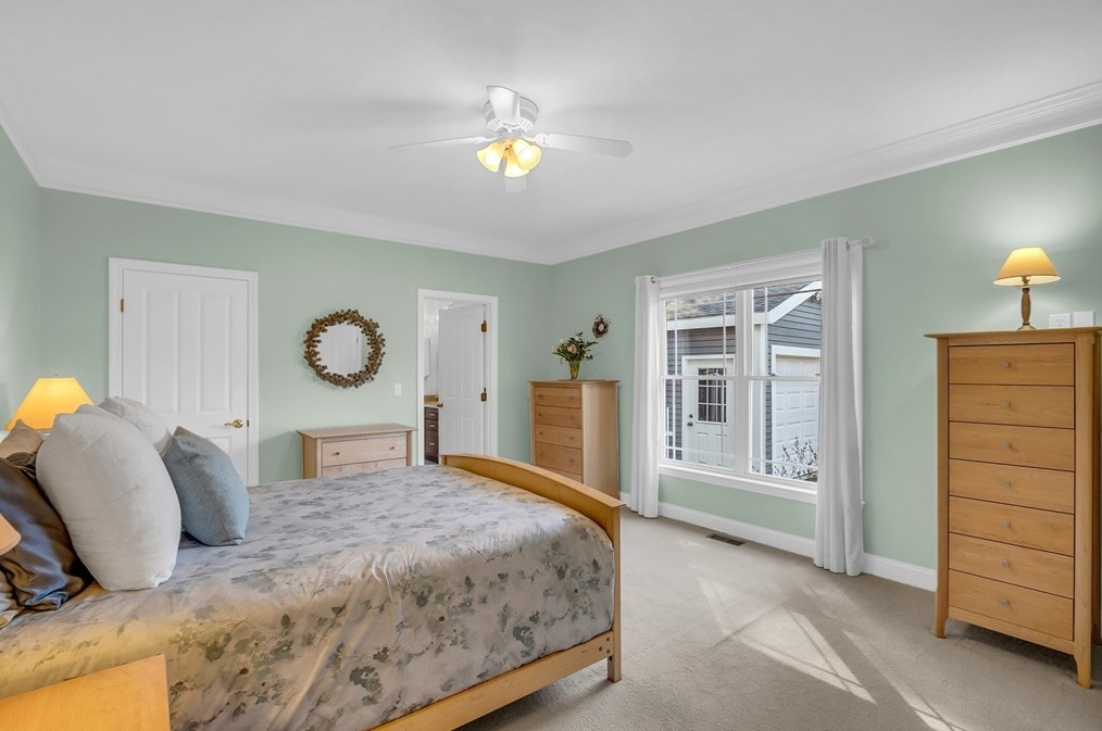 27 Shannon Way, Lancaster MA 01523-2952 exterior