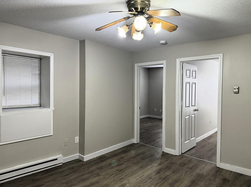 828 Chicopee St, Chicopee MA 01013-2984 exterior