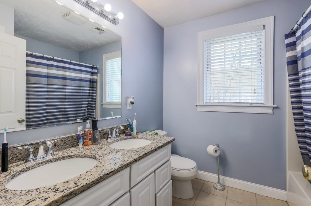 110 Wachusett St, Holden MA 01520-2631 exterior