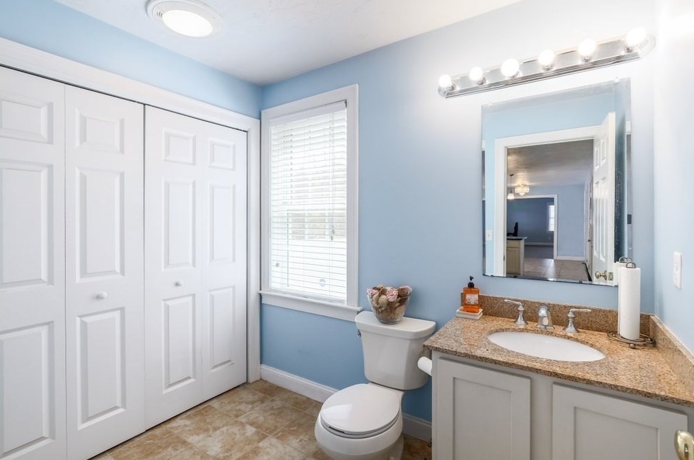 110 Wachusett St, Holden MA 01520-2631 exterior