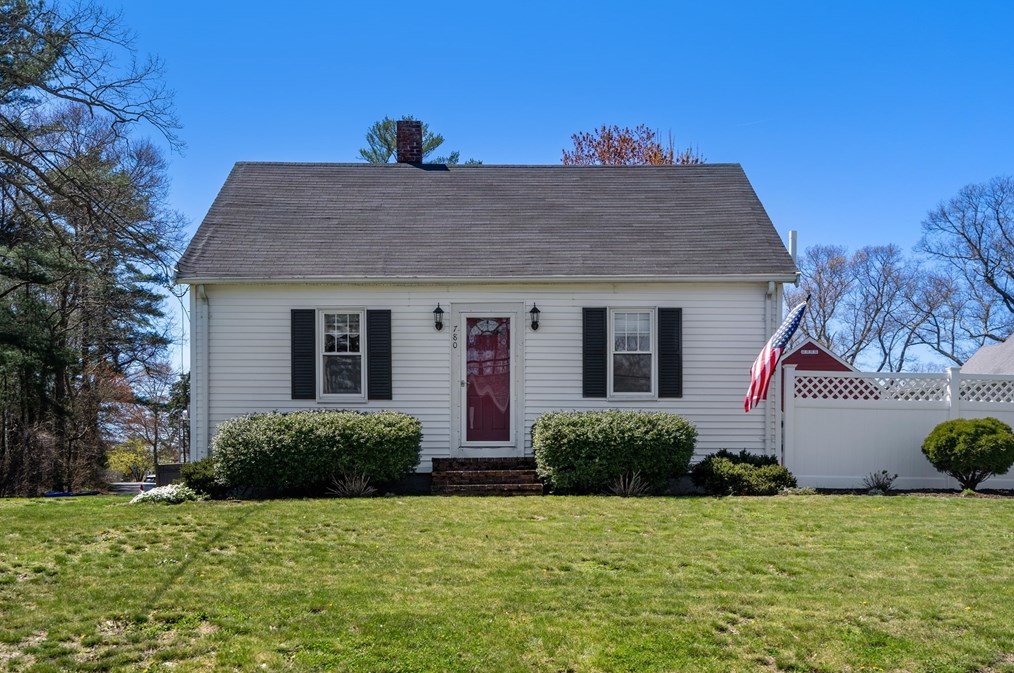 780 Whittenton St, Taunton, MA 02780 exterior