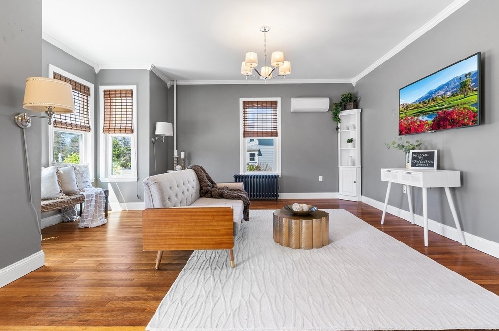 163 Central St, Franklin MA  02038-2146 exterior