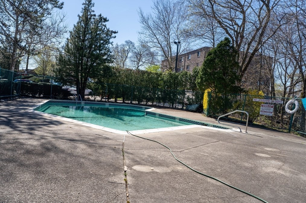 34 South St, Quincy MA 02169-6836 exterior