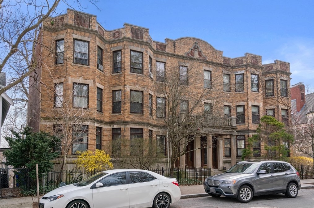 47 Mason Ter, Brookline, MA 02446 exterior