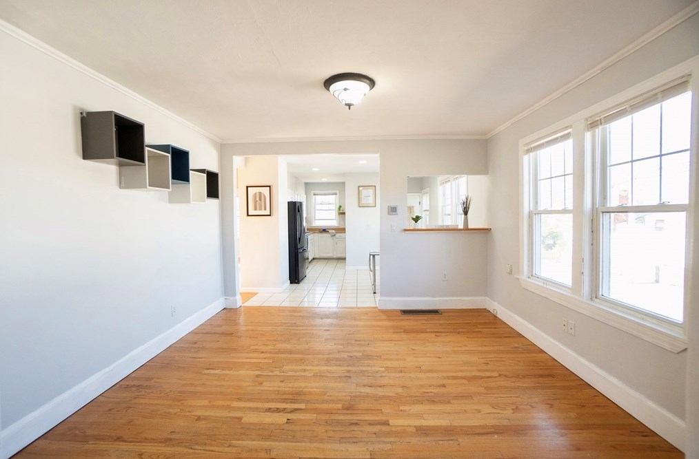 338 Sea St, Quincy, MA 02169