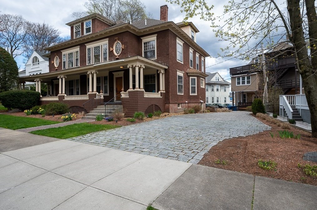 4 Westland St, Worcester, MA 01602 exterior
