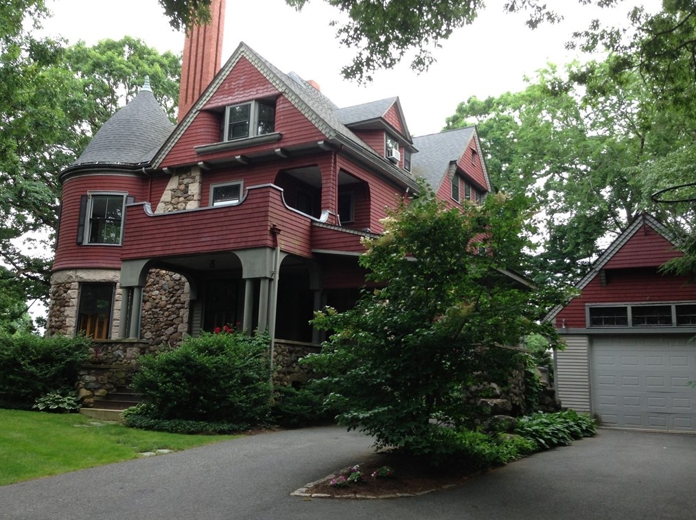 287 Chestnut St, Newton, MA 02465