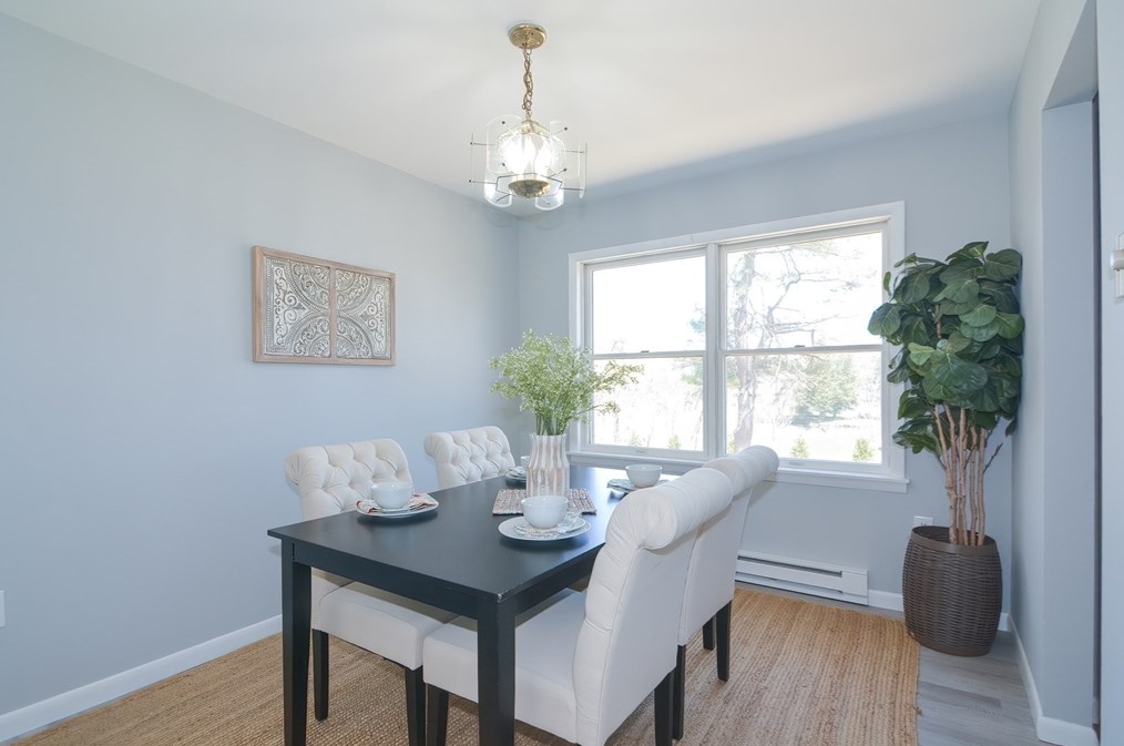 369 Thompson Rd, Webster MA  01570-1505 exterior