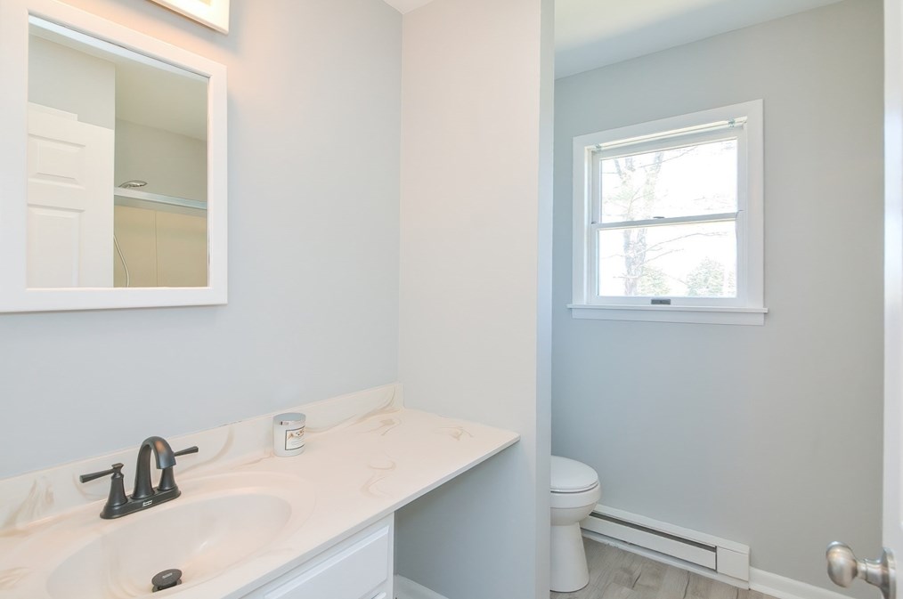 369 Thompson Rd, Webster MA  01570-1505 exterior