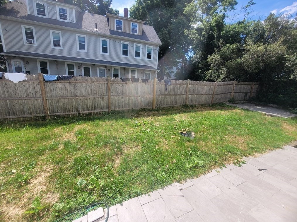 32 Cedar St, Boston MA exterior