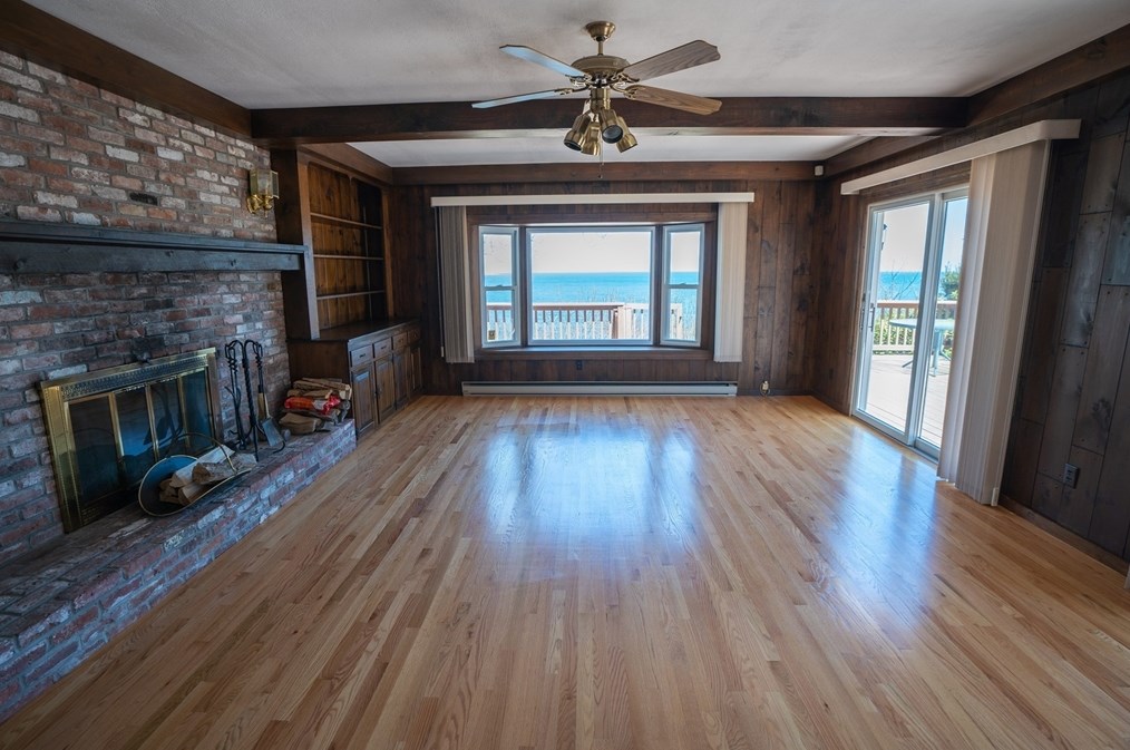 156 Bay Shr Dr, Plymouth MA 02360-2070 exterior