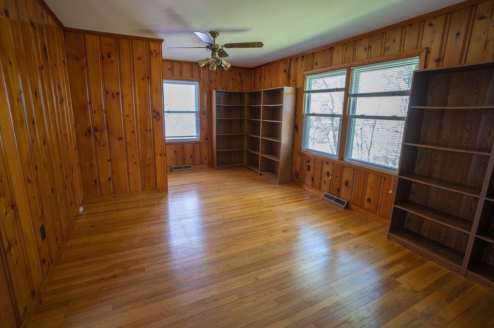 156 Bay Shr Dr, Plymouth MA 02360-2070 exterior