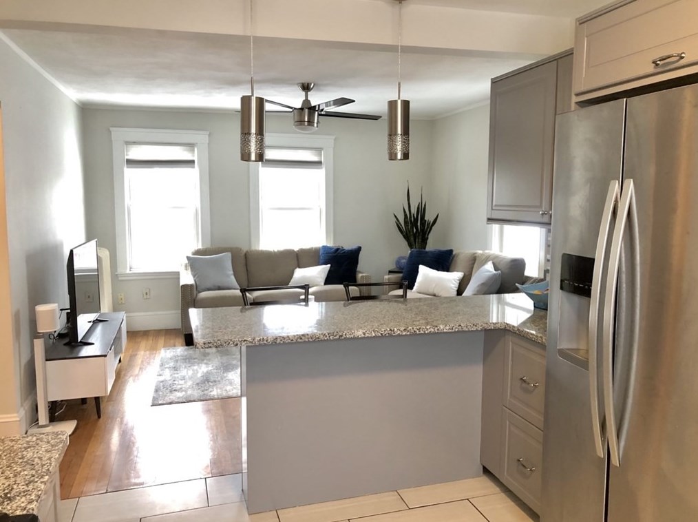 88 Bennett St #2, Boston, MA 02135