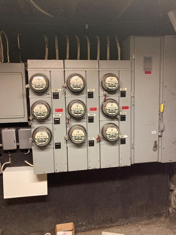 751 Broadway, Chelsea MA 02150-3055 exterior