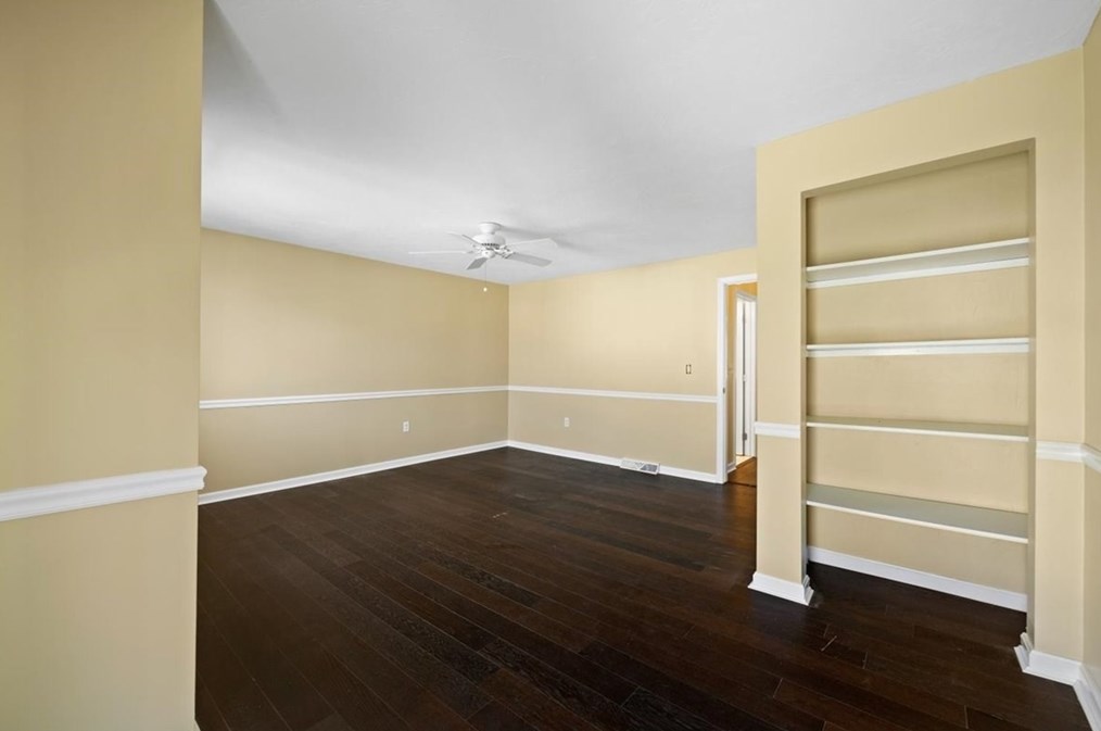 67 Gaslight Ln, Easton MA  02356-2731 exterior