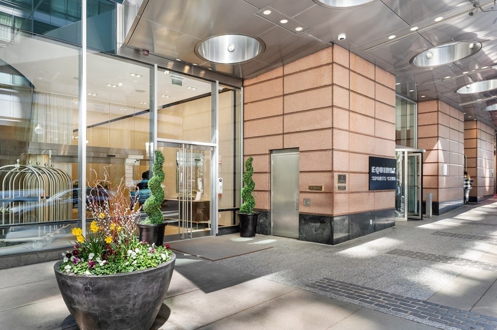 2 Avery St, Boston MA  exterior