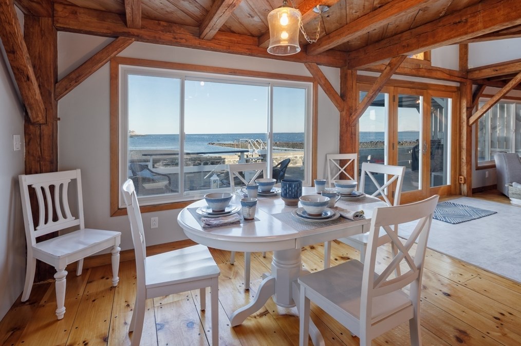 71 Willow Rd, Nahant MA 01908-1306 exterior