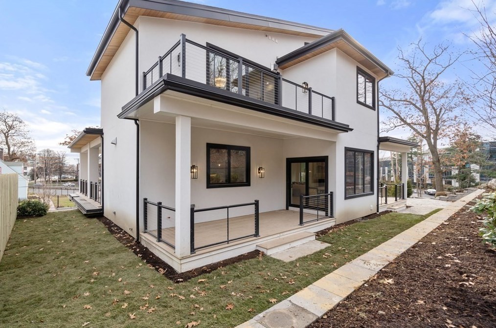 2 Moody St, Boston MA  02467 exterior