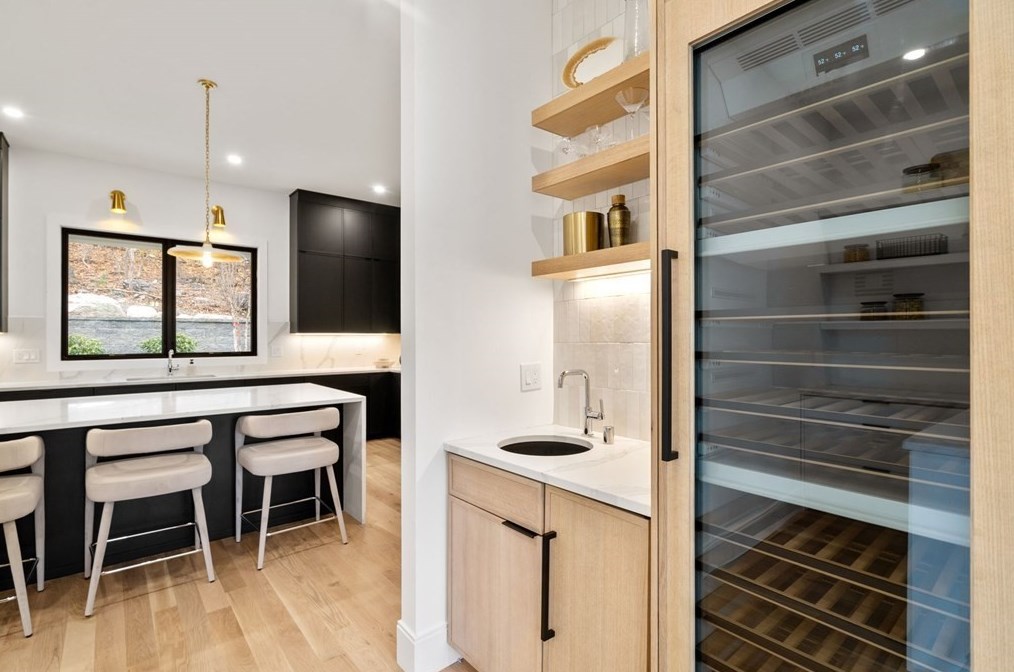 2 Moody St, Boston MA  02467 exterior