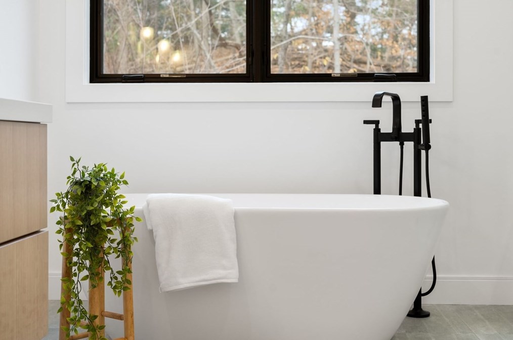 2 Moody St, Boston MA  02467 exterior