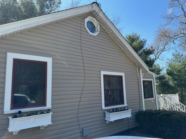 139 Little Sandy Pond Rd, Plymouth, MA 02360 exterior