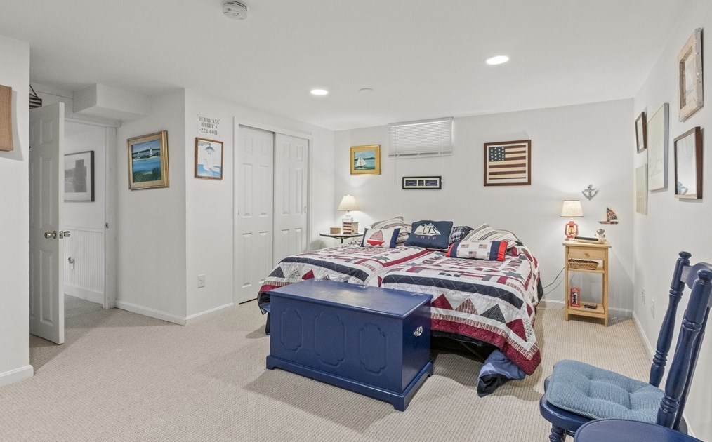 222 Chippingstone Rd, Chatham MA 02633-1201 exterior