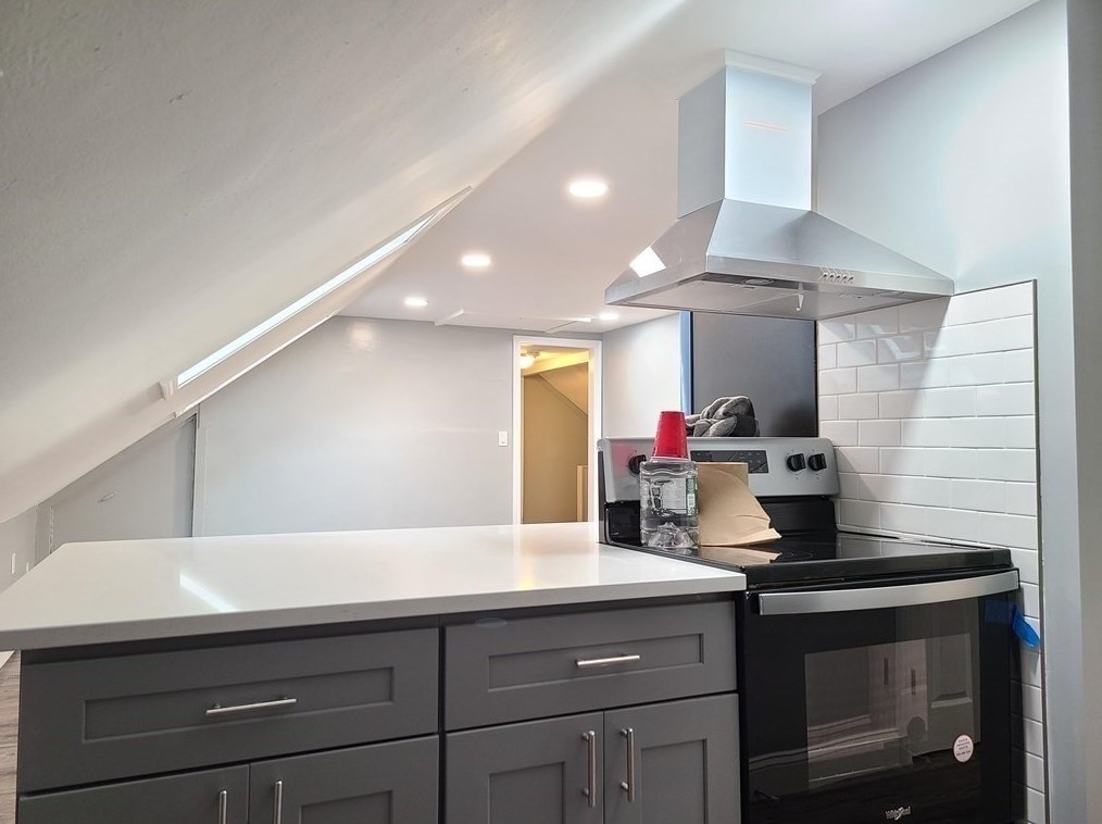 64 Stockton St #3, Boston, MA 02124