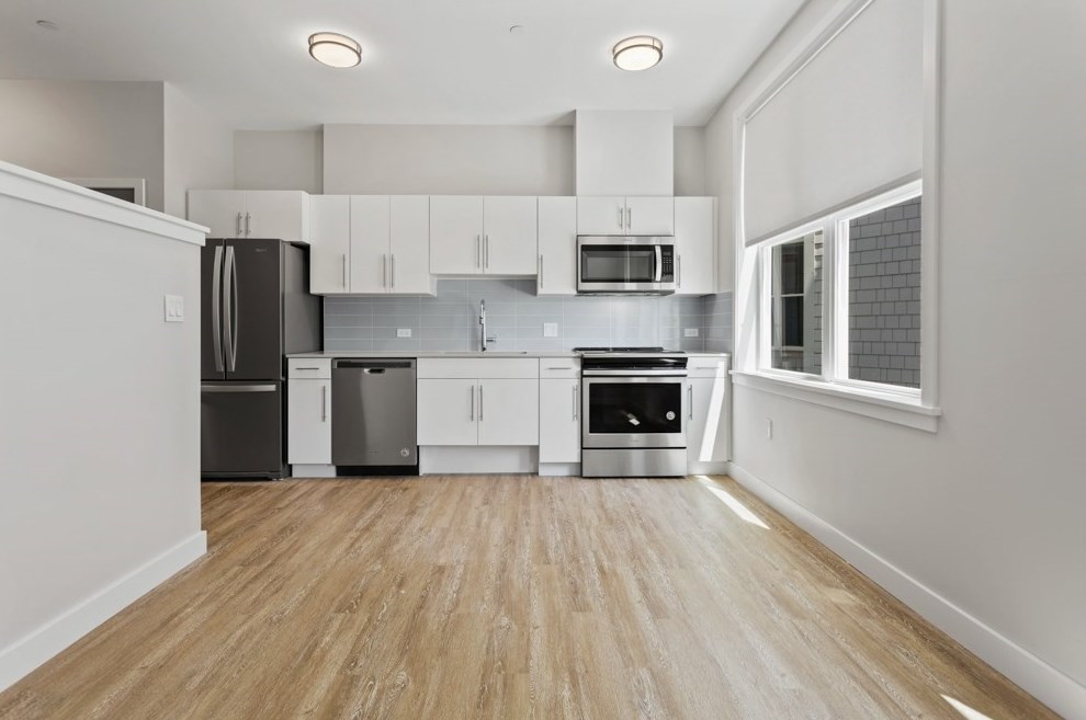 `13 Shetland St #418, Boston, MA 02119