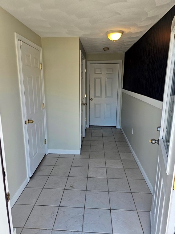 6 Anna #6, Haverhill, MA 01832
