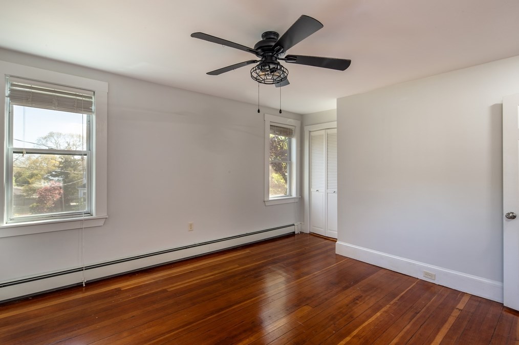 35 Highland Rd, Wareham MA 02571-1443 exterior