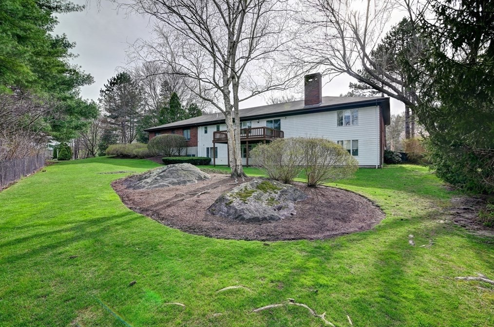 14 Seneca Rd, Canton MA 02021-1251 exterior