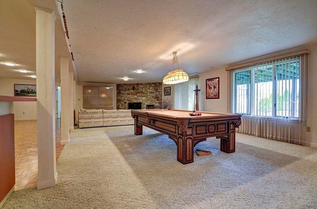 14 Seneca Rd, Canton MA 02021-1251 exterior