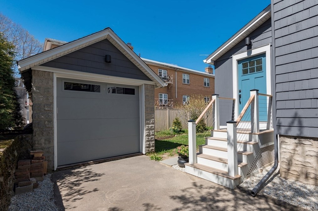 5 Pine Ct, Arlington, MA 02476