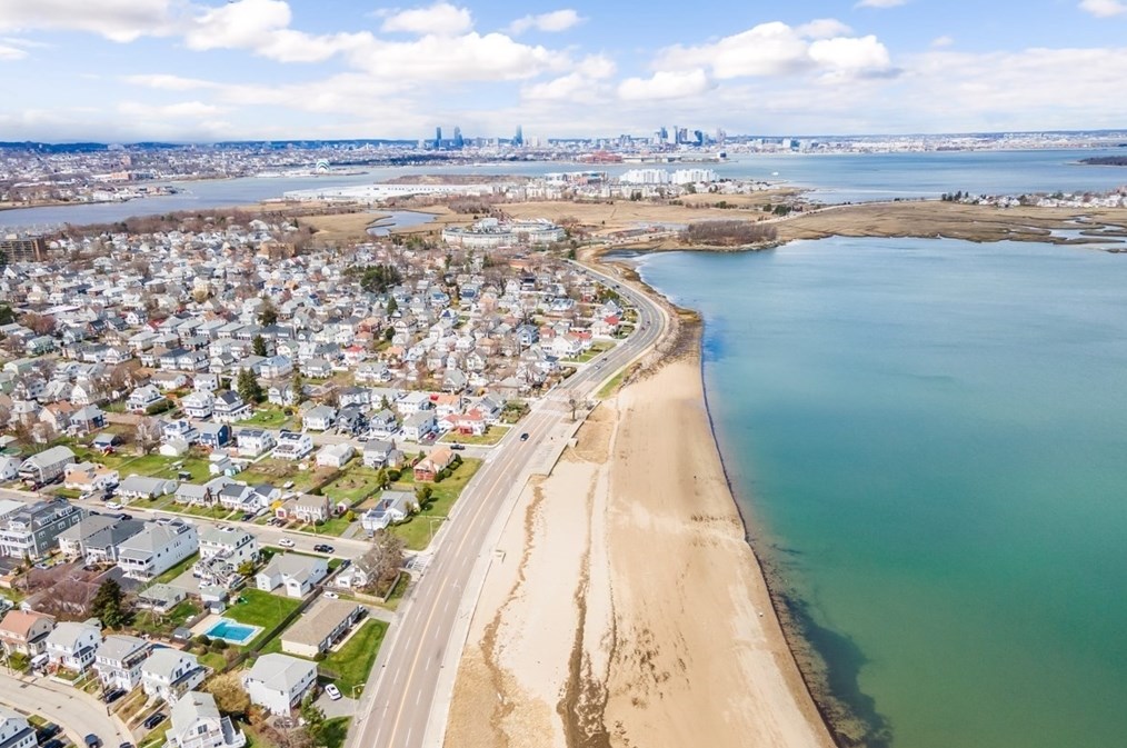 185 Quincy Shore Dr, Quincy MA 02171-2946 exterior