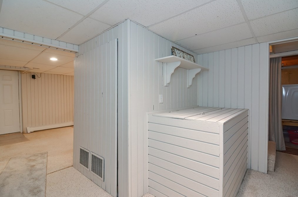 143 Meadow Rd, Plymouth MA 02360-4783 exterior