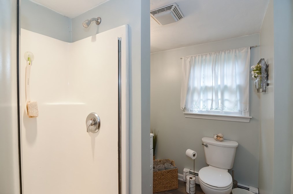 143 Meadow Rd, Plymouth MA 02360-4783 exterior