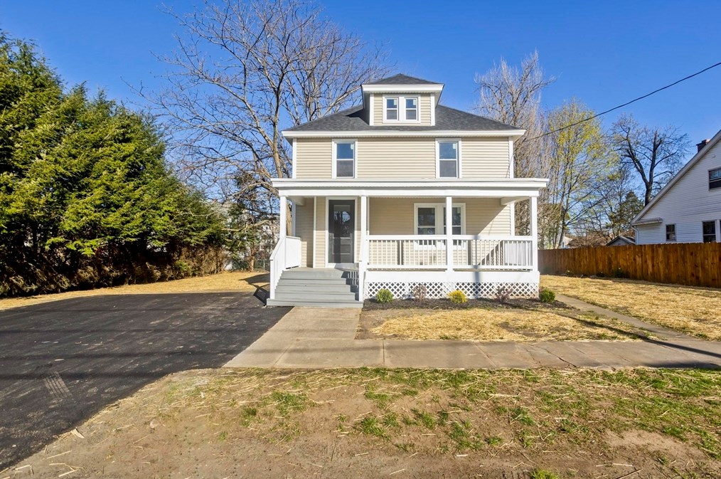 16 Malone Ave, Montgomery, MA 01085