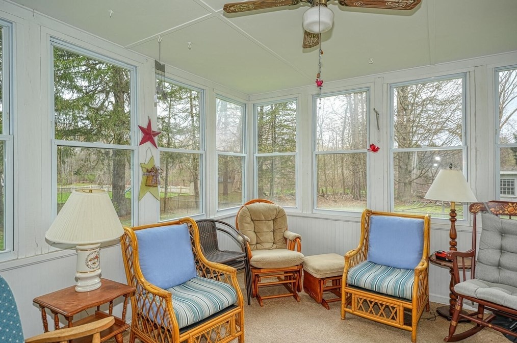 325 Church St, Northborough MA 01532-1230 exterior